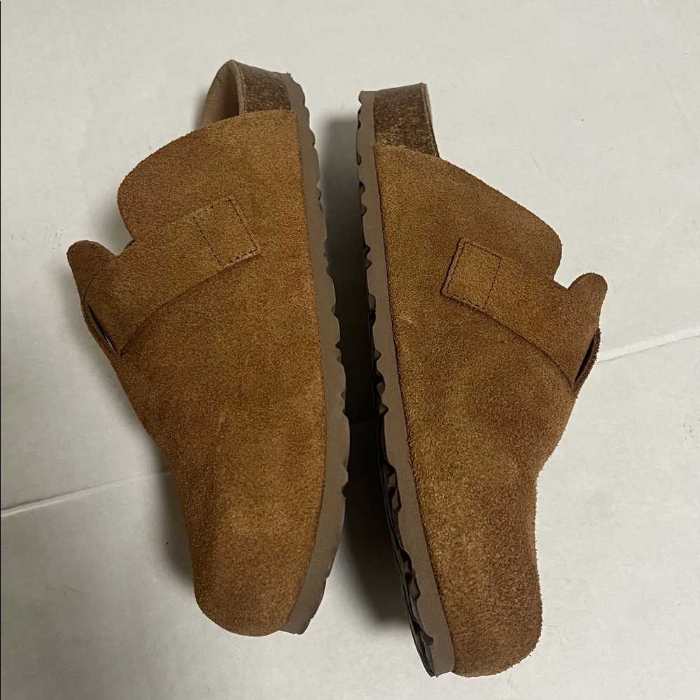 Yokono Tan Suede Clog with Buckle - Picture 5 of 7